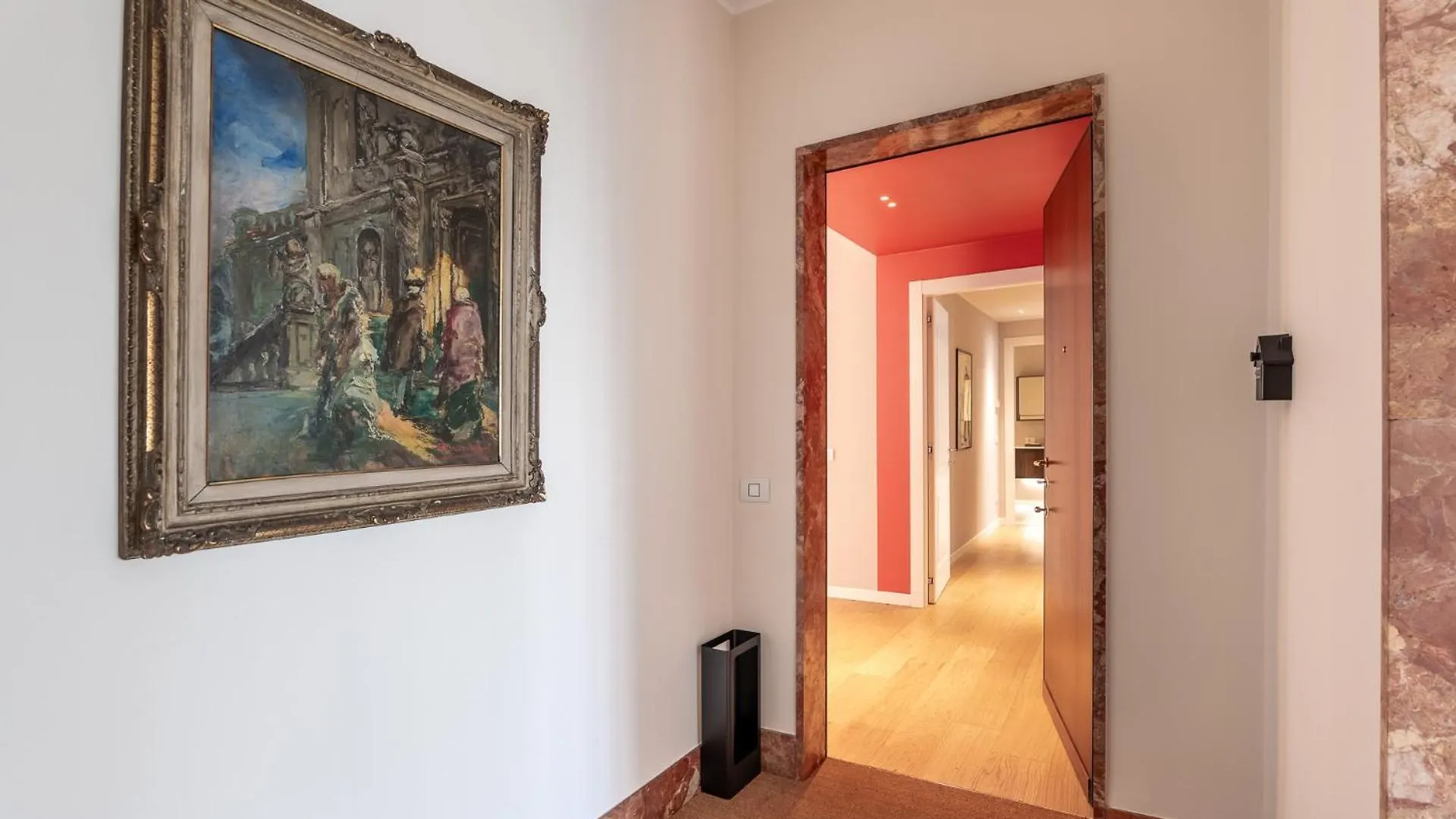 Luxurious & Spacious Flats In Duomo Milan Italy