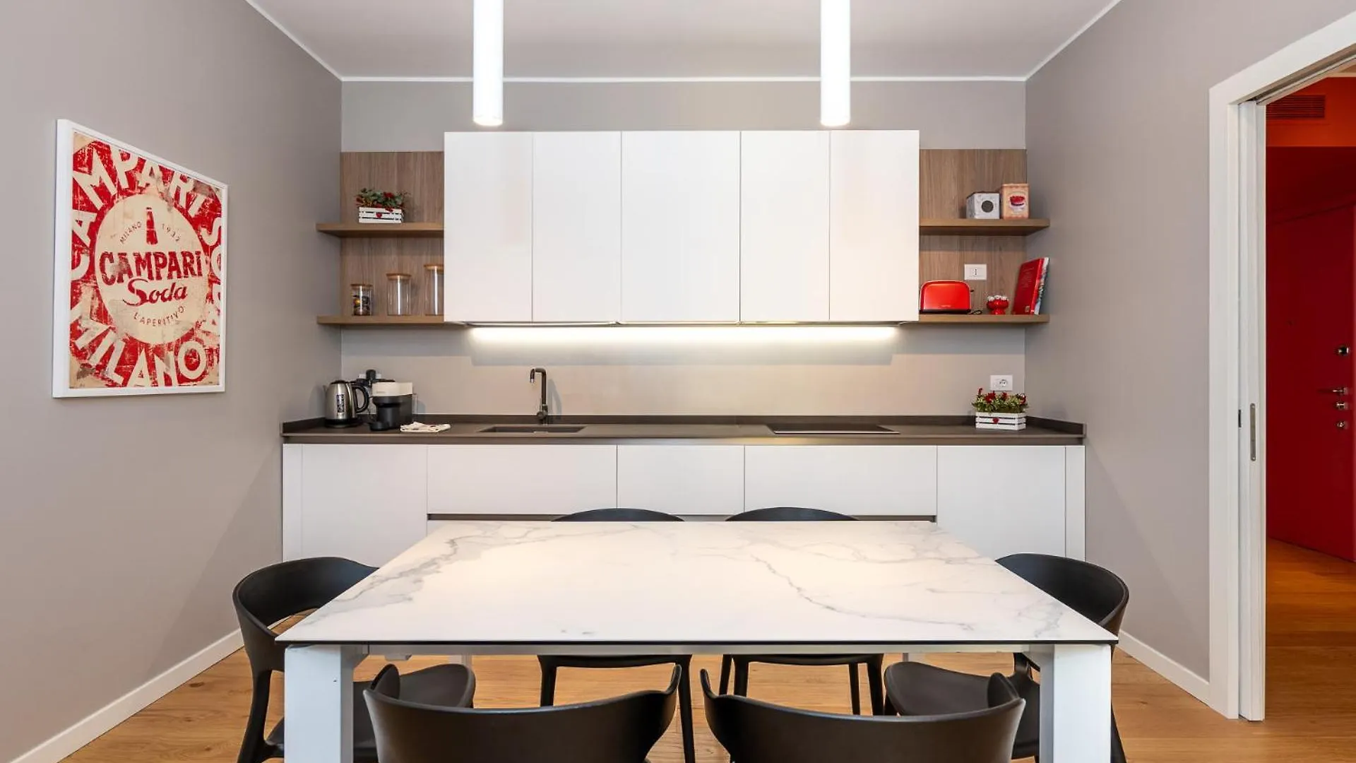 Luxurious & Spacious Flats In Duomo Milan Apartment