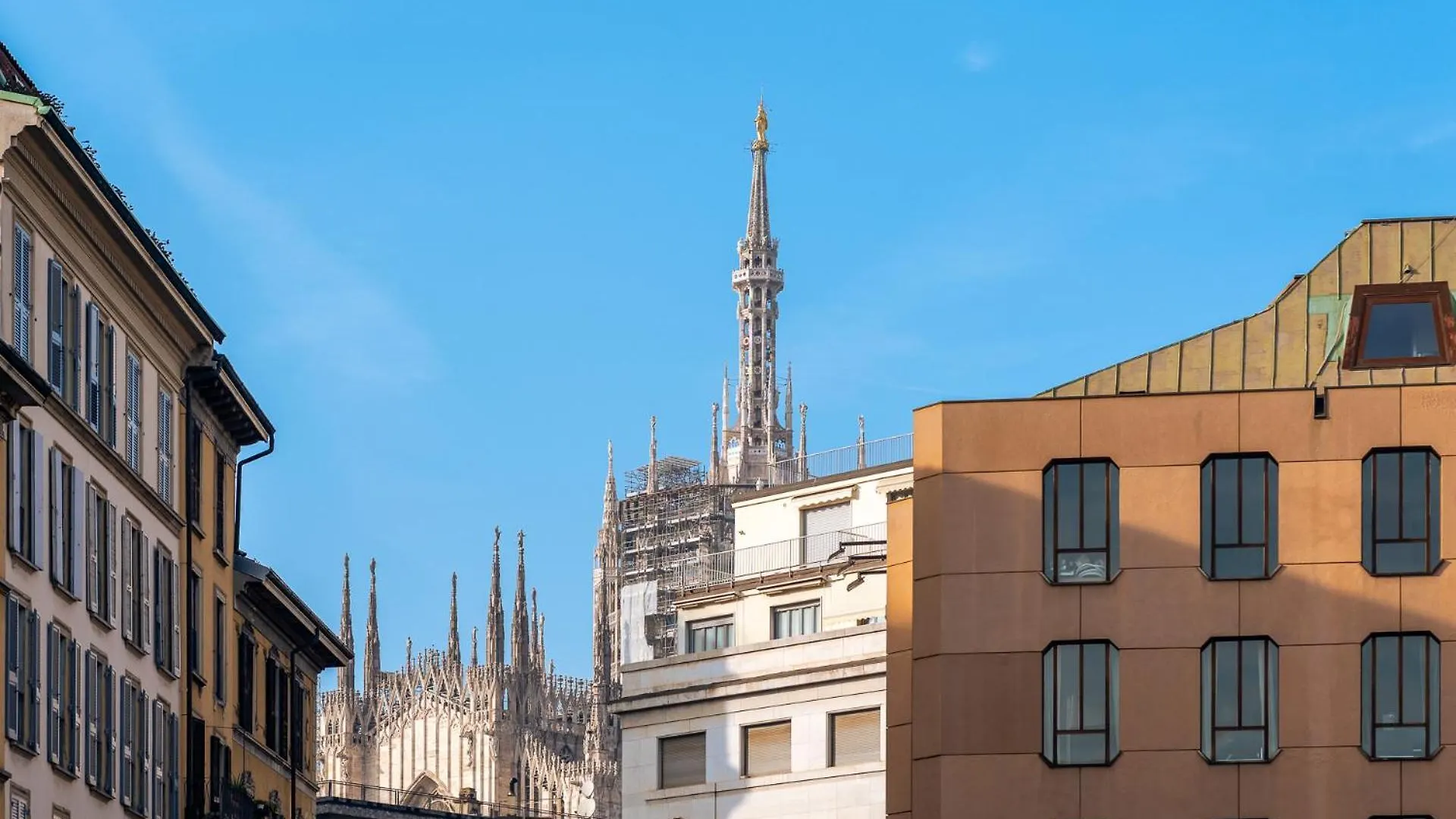 Luxurious & Spacious Flats In Duomo Milan Italy